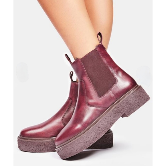 Free People Shoes - Free People Oxblood Carmel Leather Chelsea Boots NWT 37/6.5